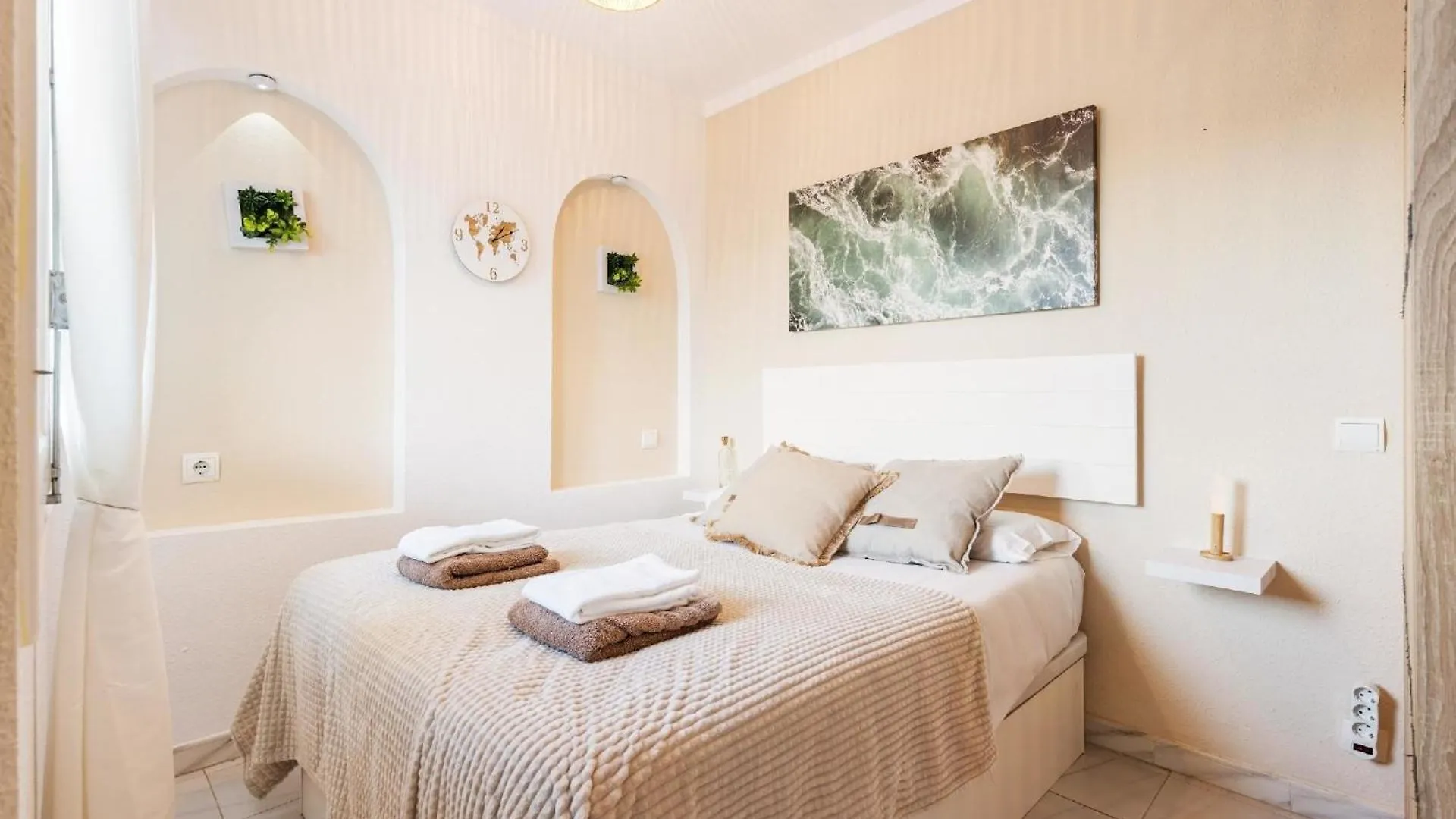 Ferienwohnung Fuer 4 Personen Ca 40 Qm In Empuriabrava, Costa Brava Golf De Roses Apartment